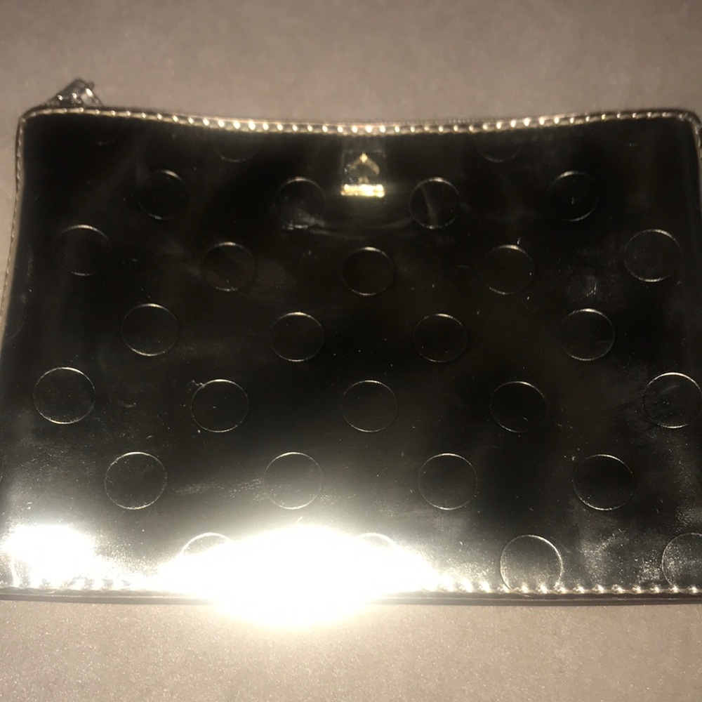 Free Kate Spade metallic gold small cosmetic bag - Picture 3 of 7